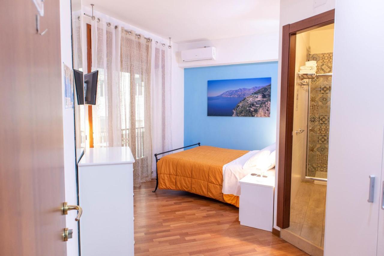 B&B Amalfi Coast ซาแลร์โน ภายนอก รูปภาพ