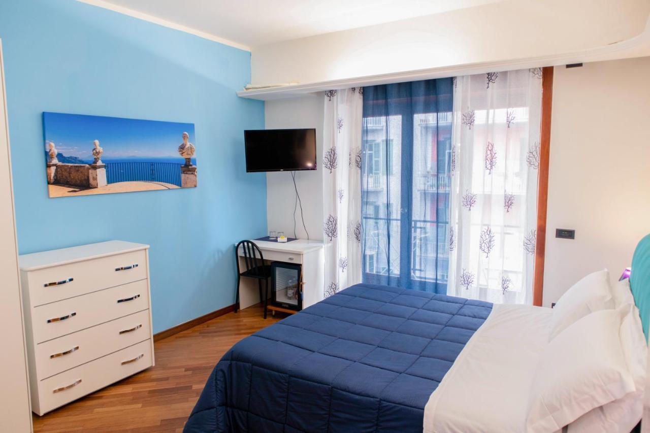 B&B Amalfi Coast ซาแลร์โน ภายนอก รูปภาพ