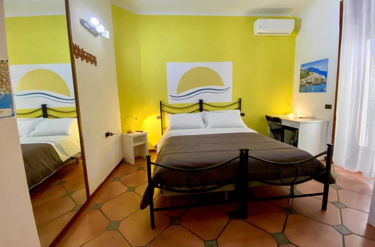 B&B Amalfi Coast ซาแลร์โน ภายนอก รูปภาพ